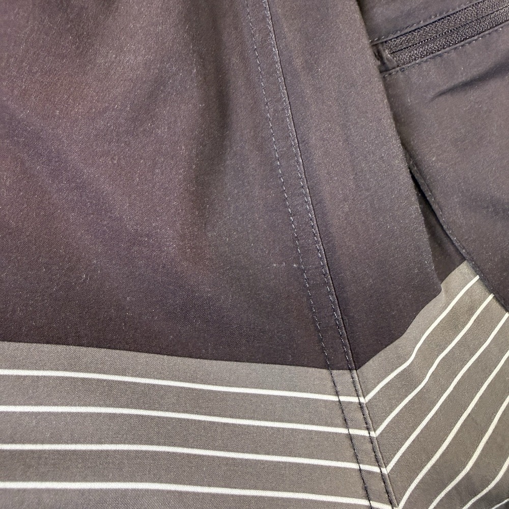 Vuori Bank Shorts Men's Small Gray Drawstring Athletic - Picture 6 of 9